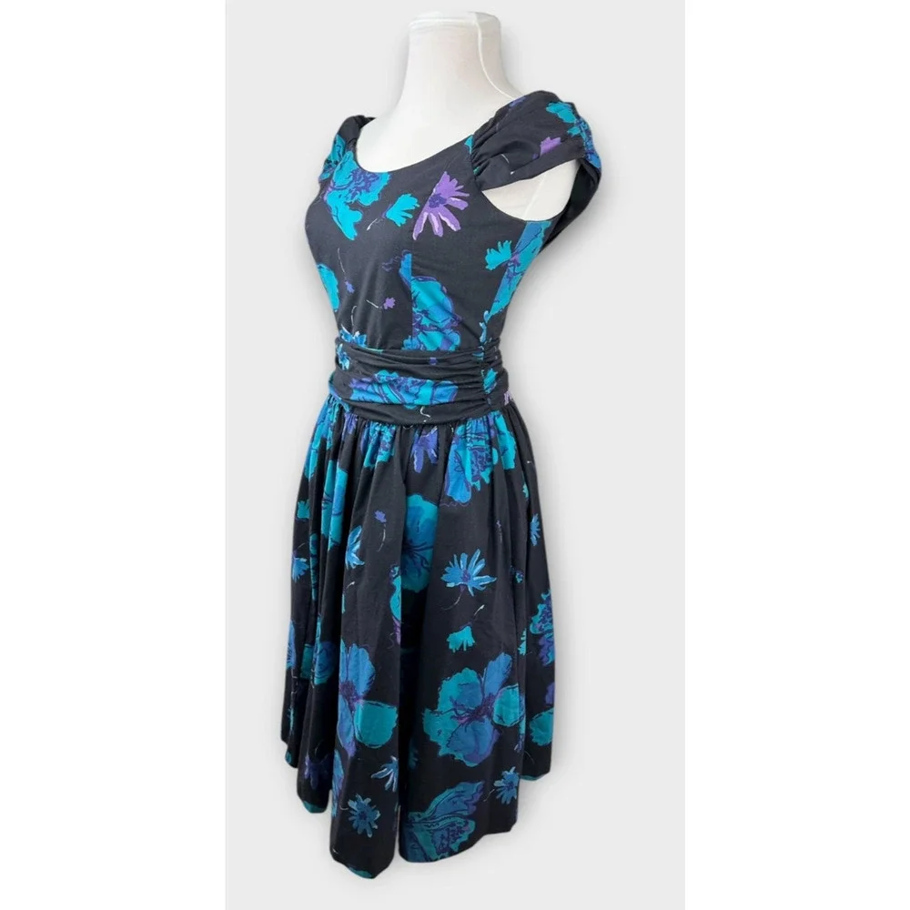 Vintage Laura Ashley Dark Floral 80's Style Dress Fit & Flare Rockabilly US 14 - Picture 3 of 16